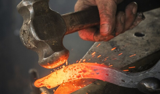 Hammer-Maßnahmen für mehr Datenschutz (Symbolbild)