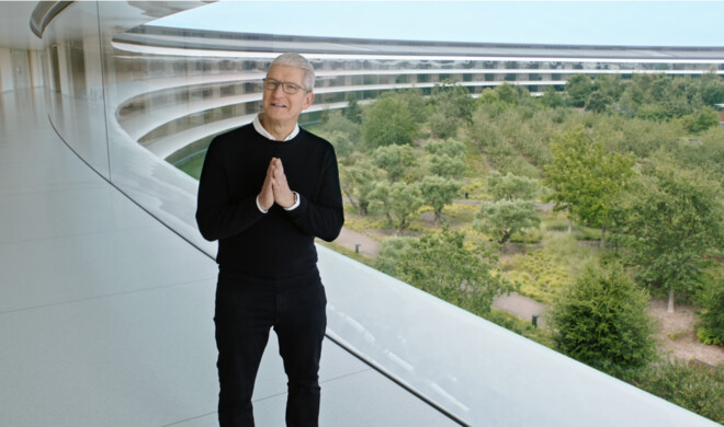 Tim Cook hält ein Special Event im Apple Park ab