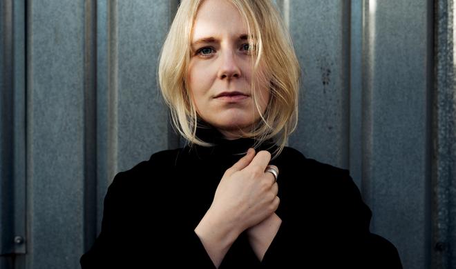 Jenobis Debütalbum „Patterns“ erschien im September 2020 bei dem Hamburger Indie-Label Grand Hotel van Cleef.