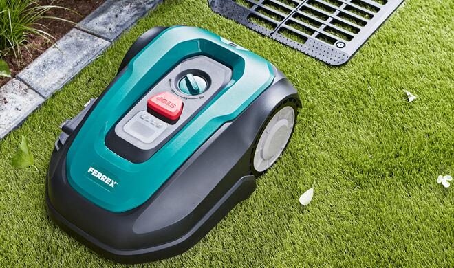 Mähroboter mit Basis