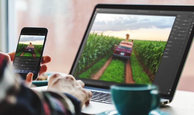 Mit dem Adobe Foto-Abo können Sie Ihre Fotos geräteübergreifend bearbeiten.
