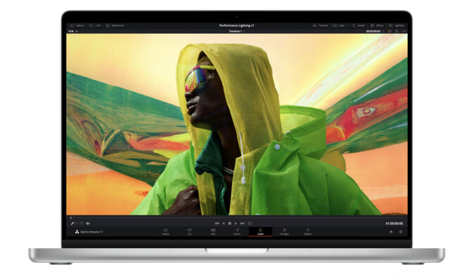 Liquid Retina XDR Display