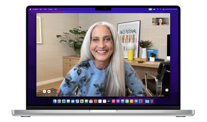 Macbook Pro mit Kamerakerbe
