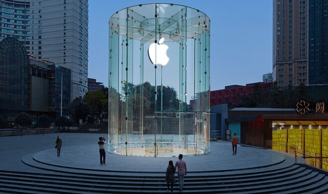 Apple Jiefangbei in Chongqing, China