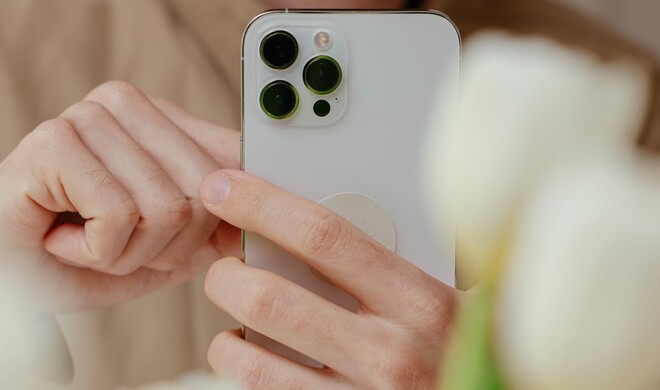 iPhone 12