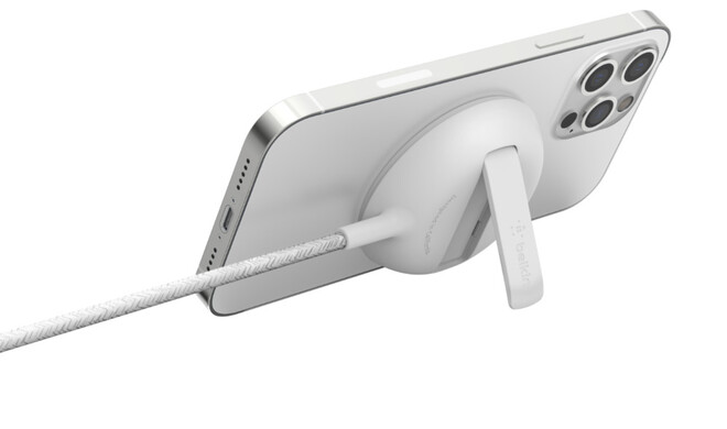Belkins Tragbares drahtloses Ladepad mit MagSafe