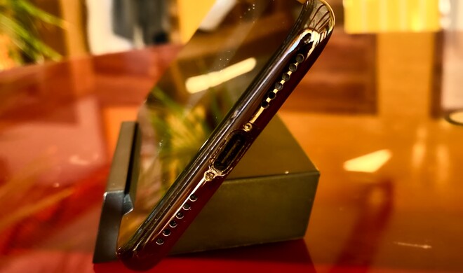 iPhone X mit USB-C-Anschluss