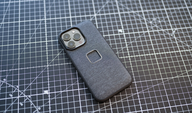 Dreh- und Angelpunkt des „Peak Design Mobile“-Systems ist die „Everyday Case“-Hülle. Sie integriert das sogenannte Slimlink-Haltesystem, welches Mechanik- und Magnetismus kombiniert, um in jedem Anwendungsfall eine sichere, zugleich aber...
