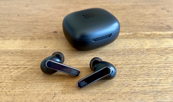 Mit den Live Pro 2 bietet JBL ein gelungenes Gesamtpaket.