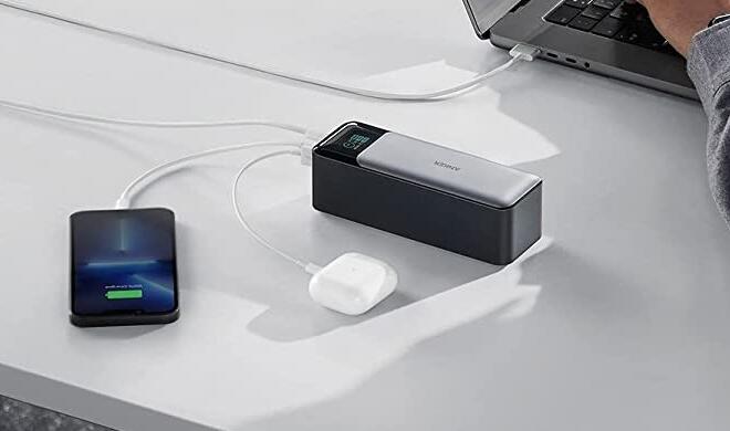 Anker PowerCore 24K Powerbank