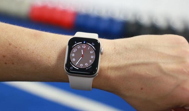 Engadget über die Apple Watch SE 2
