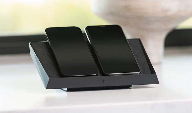 Tesla Wireless Charging Plattform