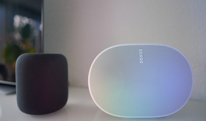 Tief in das Apple-Ökosystem eingebunden? Dann ist der HomePod 2 die bessere Wahl. Wer jedoch auf der Suche nach Flexibilität und vollerem Klang ist, könnte mit dem Era 300 glücklicher werden.