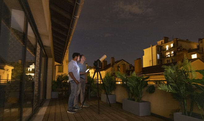 Das Evscope 2 ist als intelligentes Teleskop schnell und einfach zu bedienen. So bleibt mehr Zeit für das Wesentliche: das Beobachten und Bestaunen der Schönheit des Weltraums.