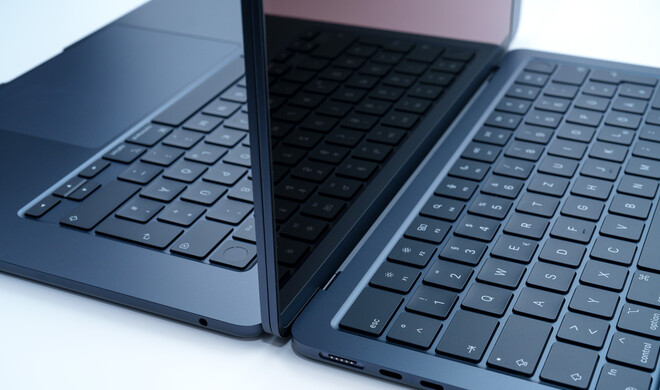 Sieht aus wie das MacBook Air mit M2-Chip, ist aber das neue M3-Modell.