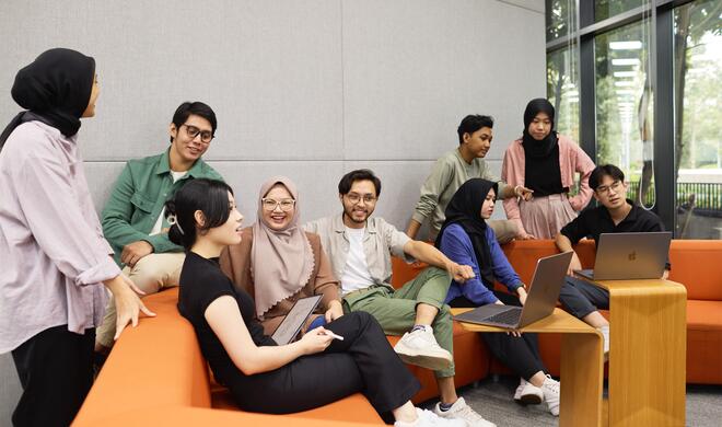 Apple weitet seine Investitionen in Indonesien aus und erweitert die Möglichkeiten für Entwickler:innen, Studierende und Unternehmer:innen, die eine Karriere in der wachsenden iOS App-Economy der Region anstreben.