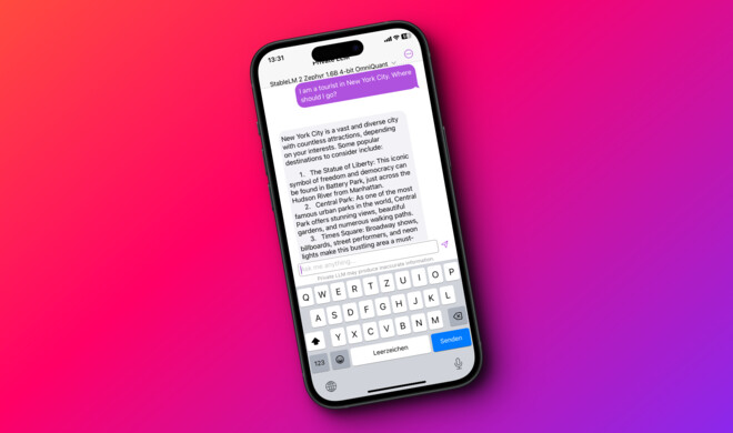 Kann mehr als Siri: Unsere App des Monats liefert lokale KI-Hilfen.