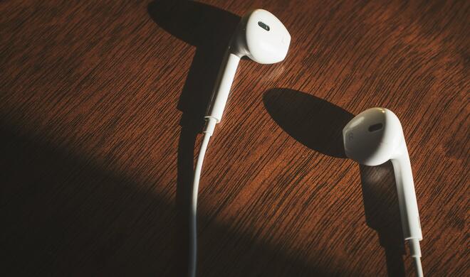 Wenn die Lightning-Kopfhörer nicht funktionieren, könnte es am ausgeschalteten Bluetooth liegen.