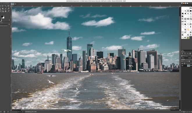 Bei allem berechtigten Lob für Gimp ist aber auch weiterhin klar: Echte Profis kommen kaum um Adobes Photoshop herum. Spätestens dann, wenn sie nicht nur für sich arbeiten, sondern auch im Auftrag anderer.