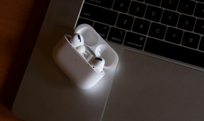 Apple veröffentlicht erstmals eine Anleitung, wie du die Firmware der AirPods manuell aktualisieren kannst.