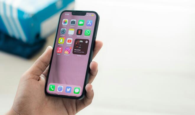 Das iPhone SE 4 soll in etwa wie seine Notch-Vorgänger aussehen.