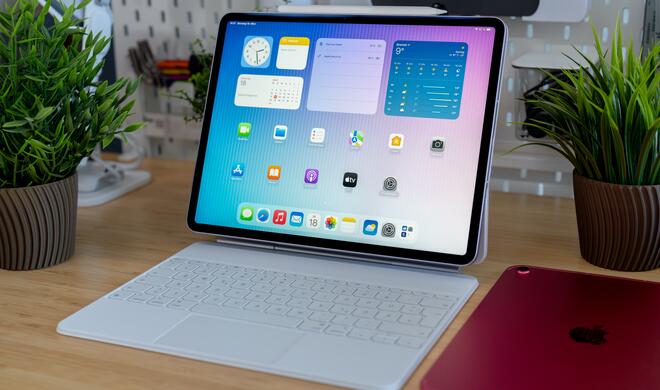 Der M3-Chip bringt beeindruckende Leistung ins iPad Air. Der Zuwachs gegenüber dem Vorgängermodell fällt im Alltag allerdings zu gering aus, um ein Upgrade zu rechtfertigen. Wer jedoch erstmals ein iPad Air kauft oder ein älteres Modell...