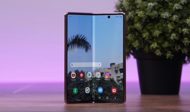 Nächstes Jahr soll es so weit sein: faltbare iPhones.