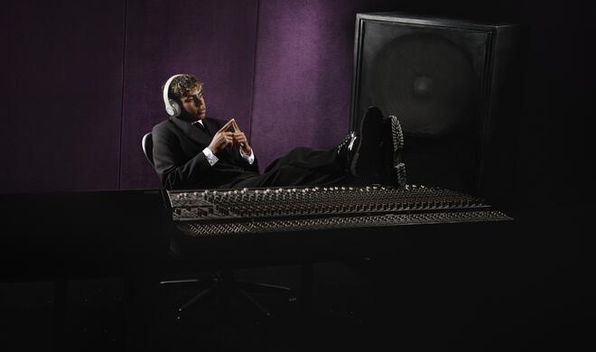 Lamine Yamal sucht den perfekten Beat. Wird er fündig?