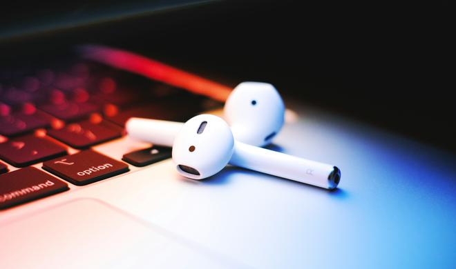 AirPods dominieren weiterhin bei kabellosen Kopfhörern.