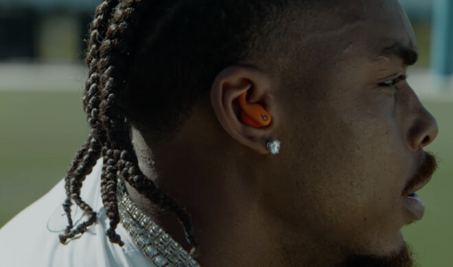 Beats spielt auf neue Kopfhörer an.