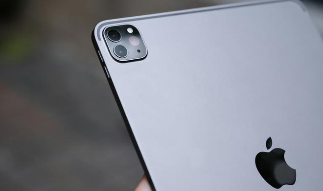 Russischer YouTuber packt das noch nicht angekündigte iPad Pro M5 aus.