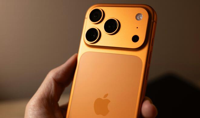Dank USB 3 ist das iPhone 17 Pro am schnellsten und vielseitigsten, aber die anderen können auch mit vielen Geräten kommunizieren.