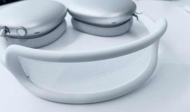 Wie gut schlagen sich die AirPods Max gegen die Konkurrenz? Ein Blindtest zeigte es.