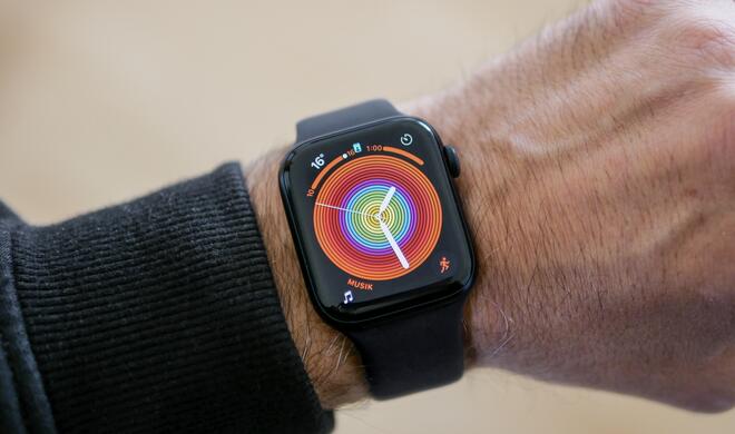 Die größte Herausforderung nach dem Einrichten: Welches Zifferblatt darf es sein? Die Auswahl ist riesig, die Gestaltungsmöglichkeiten endlos – und genau das macht die Entscheidung so schwer.