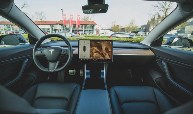 Kommen Teslas bald mit CarPlay?