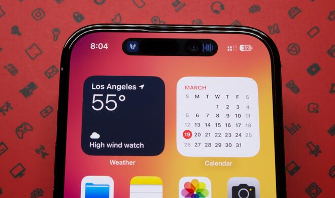 Was geschieht mit dem Dynamic Island? Wenn Face ID unter den Bildschirm kommt, entfällt zumindest die technische Notwendigkeit des Ausschnitts.
