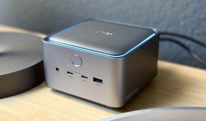 Wie ein kleiner Mac mini: Das Design der Docking-Station ist zeitlos.
