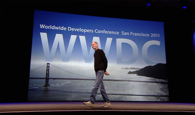 Trotz Freistellung eröffnete der damalige Apple-Chef Steve Jobs im Juni 2011 die Entwicklungskonferenz WWDC.