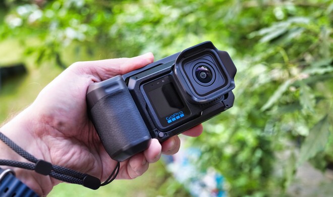 Das rund 780 Euro teure Komplettpaket: Die „Gopro Mission 1 Pro Grip Edition“ liefert neben dem Standard-Lieferumfang einen praktischen Griff samt Case, eine Handschlaufe und eine schützende Tragetasche mit.