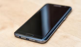 Nach iPhone 7 Diamantschwarz: Samsung will Galaxy S7 färben