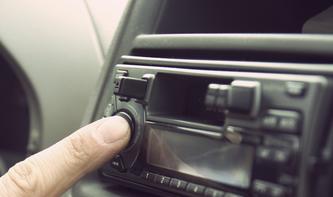 10 Minuten Stille: Song beendet das Chaos um iPhone-Audiowiedergabe im Auto