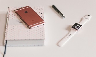 Einfach statt fummelig: Apple Watch mit dem iPhone entsperren - So geht's