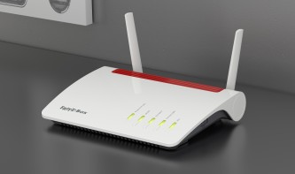 Test: Fritzbox 6890 LTE - mit Netz und doppeltem Boden